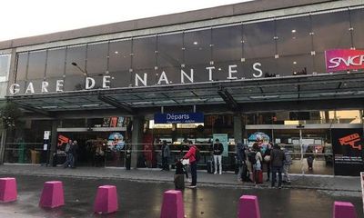 reservation-route-station-sncf-nantes-journey-vtc-driver-prive